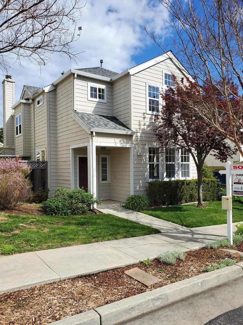 106 Village Circle — photo