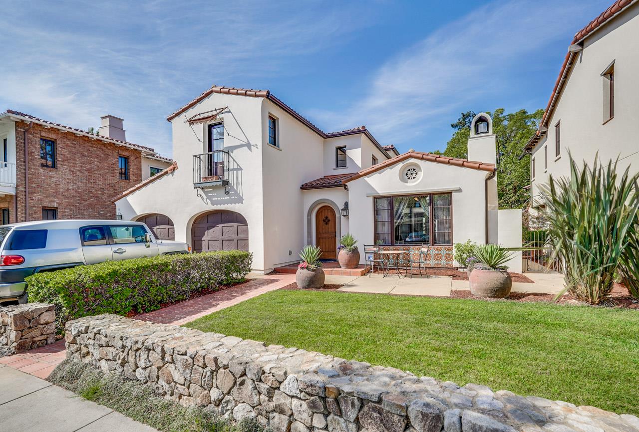 Home in Los Gatos, CA 95030 — photo 2