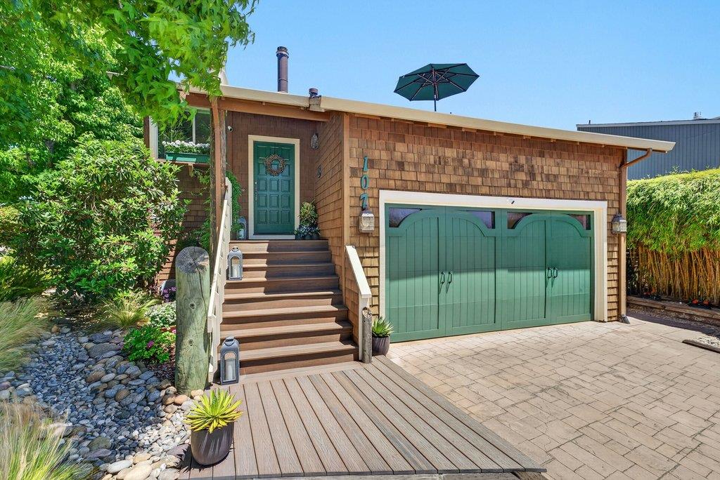 107 Bar Harbor Court — photo