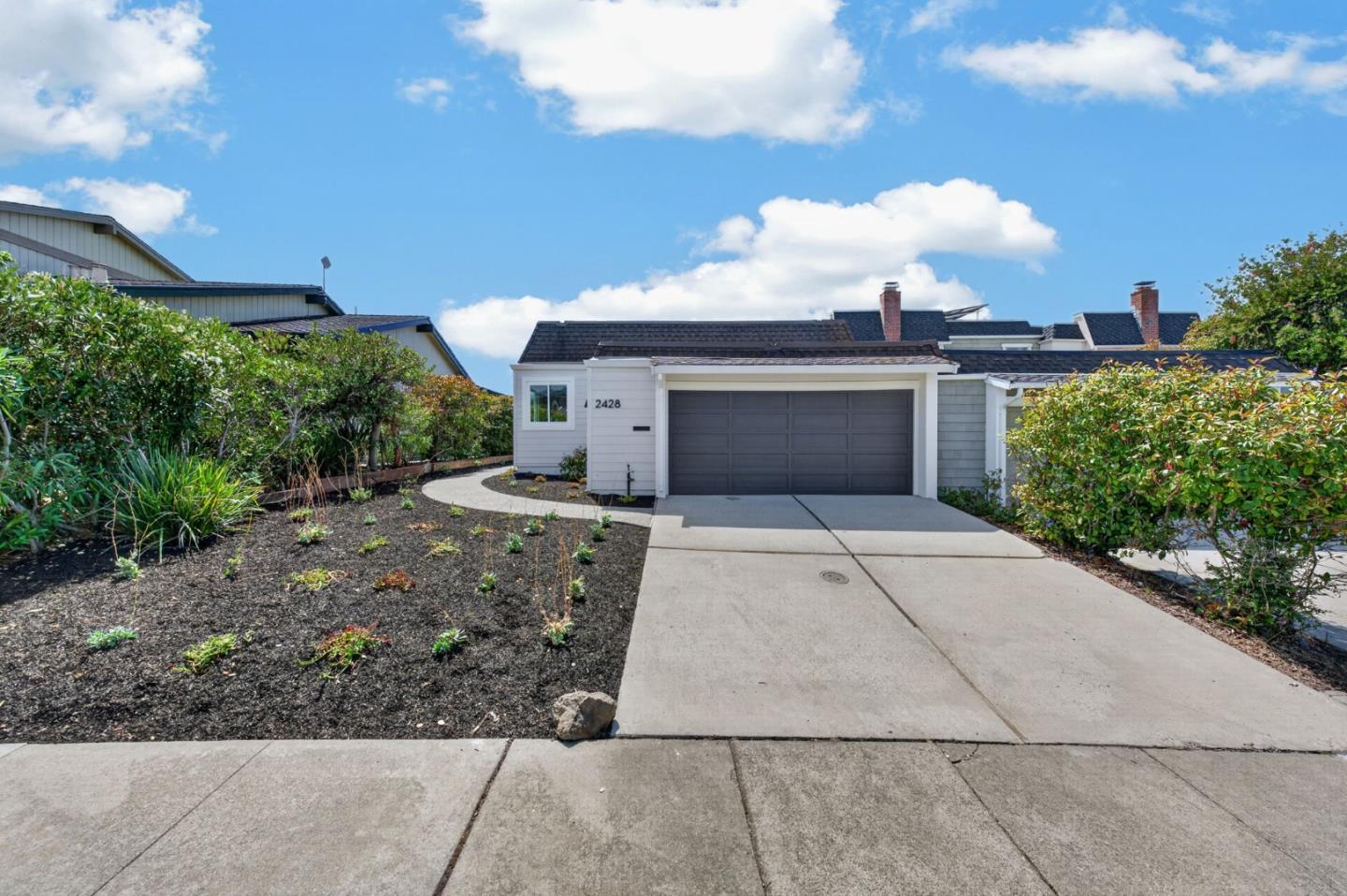 2428 Hastings Drive — photo