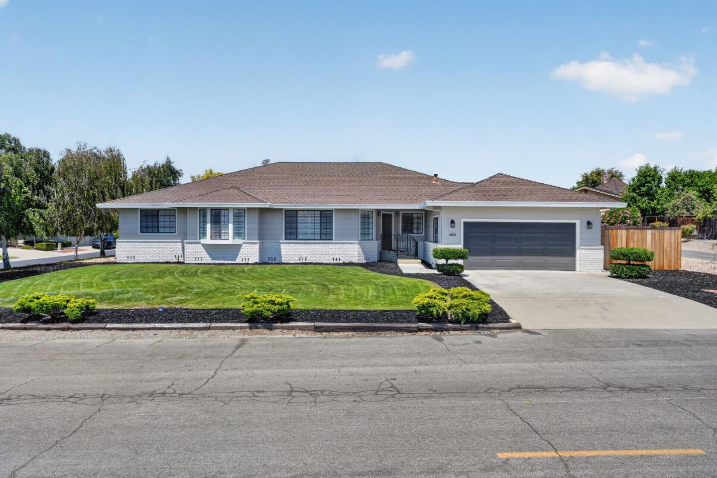 680 Ridgemark Drive — photo