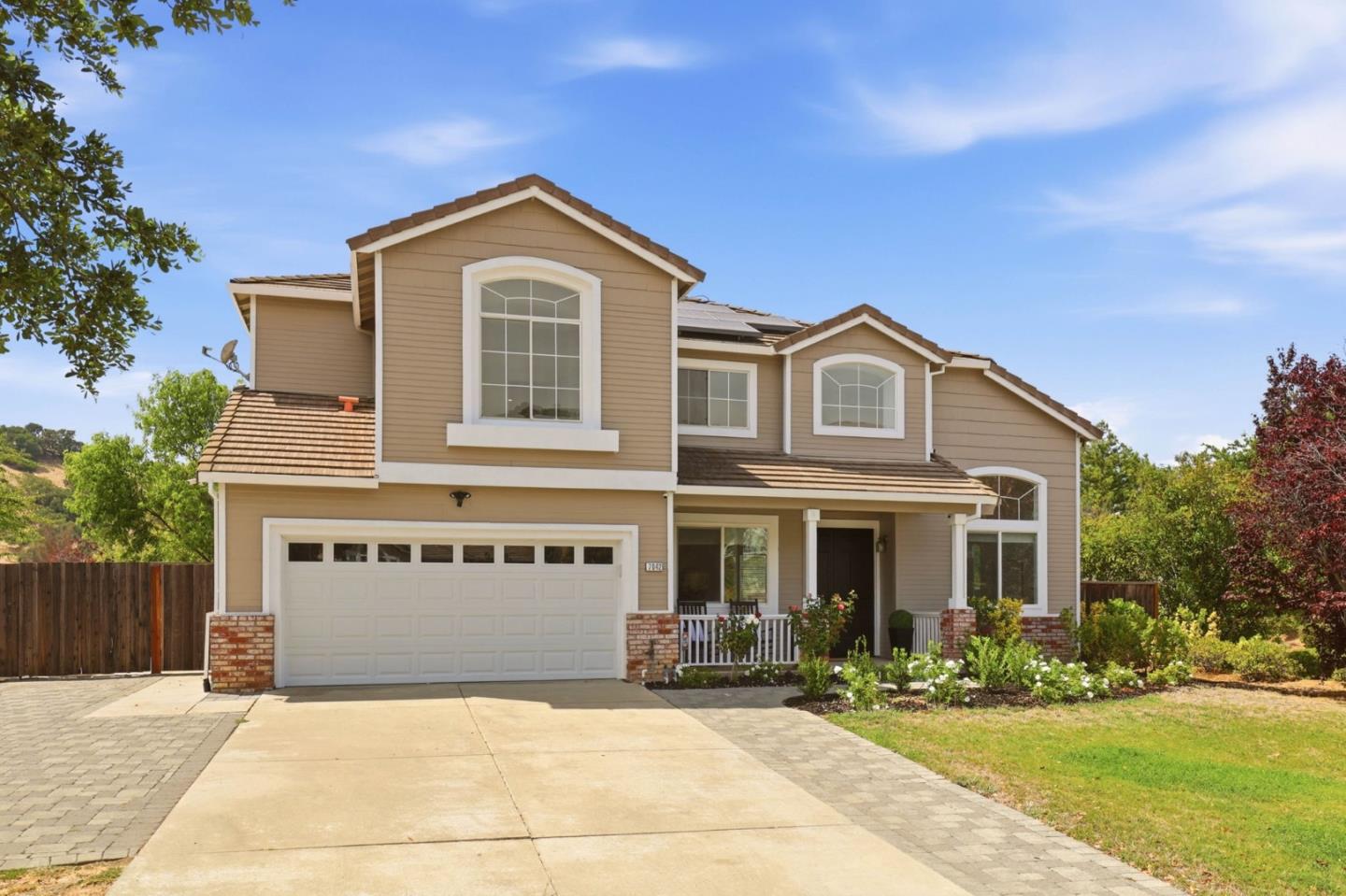 7042 Windward Court — photo