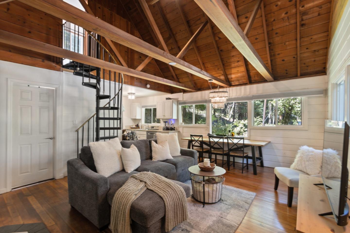 15475 Big Basin Way — photo