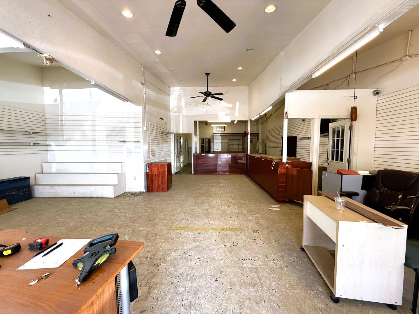 Home in Milpitas, CA 95035 — photo 2