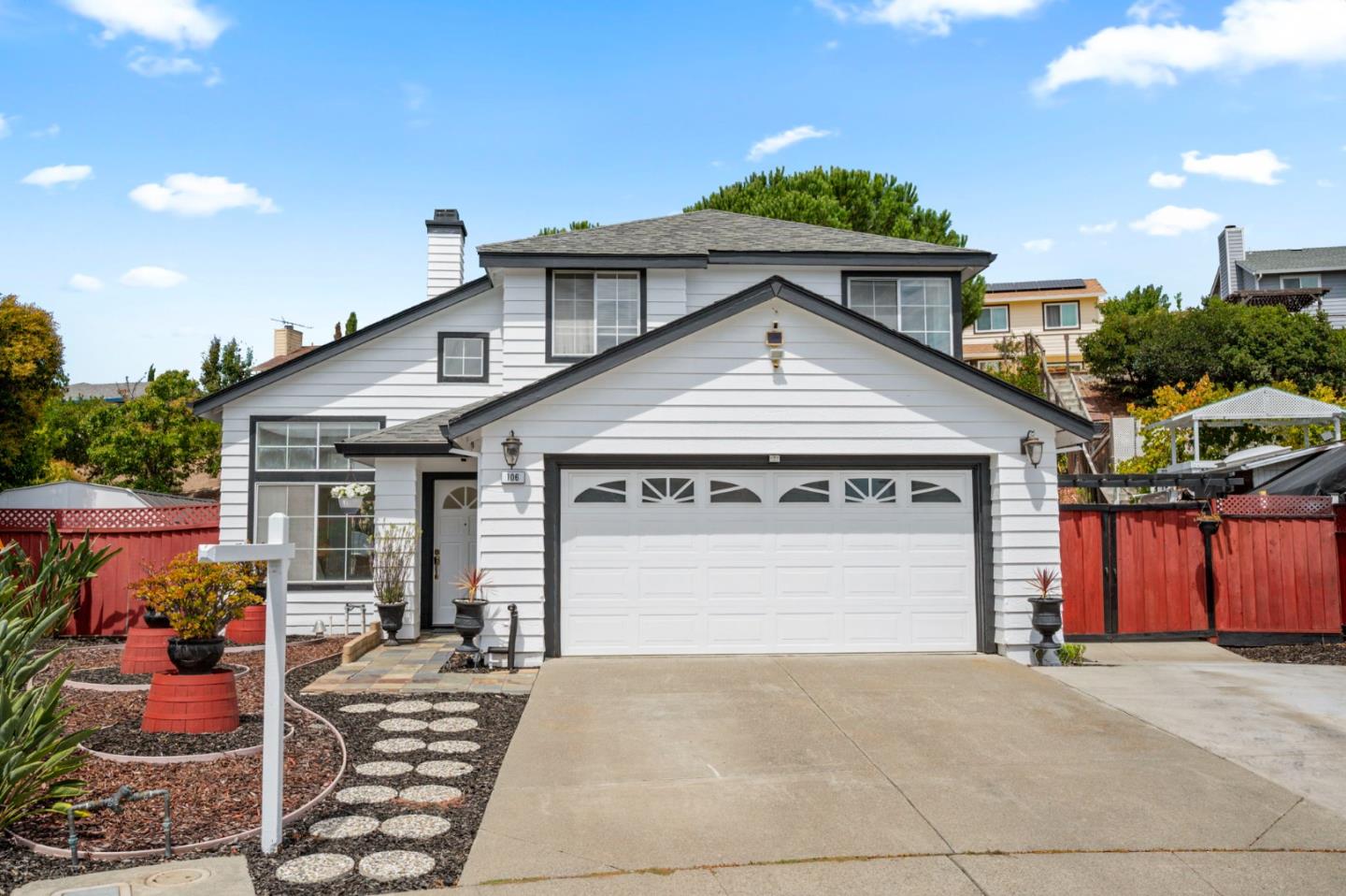 106 Carousel Drive — photo