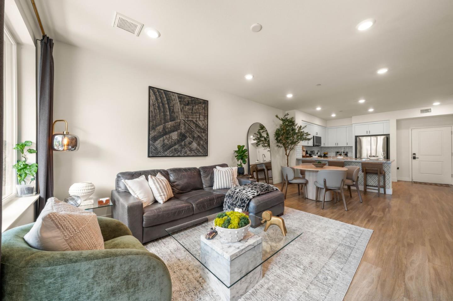 5925 Charlotte Drive — photo