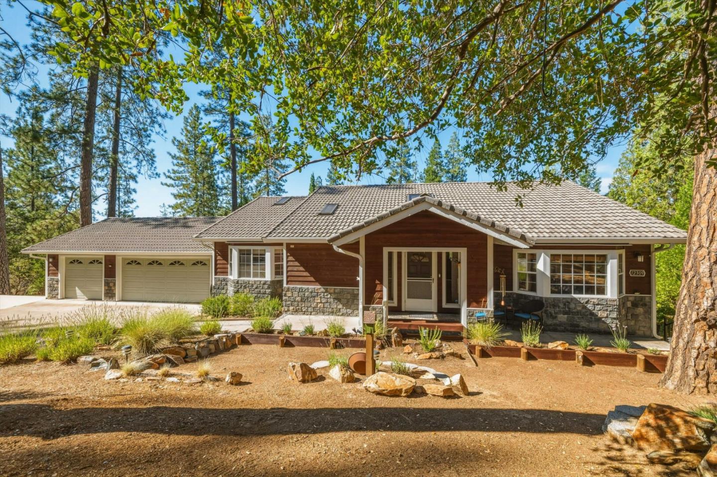 12309 Shooting Star Court — photo