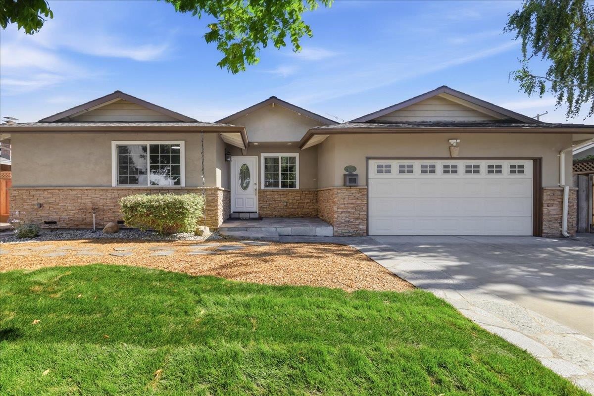 1712 Silverwood Drive — photo