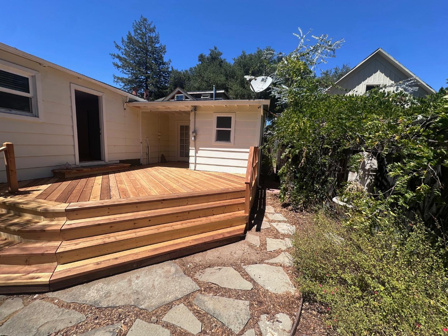 Home in Los Gatos, CA 95030 — photo 3