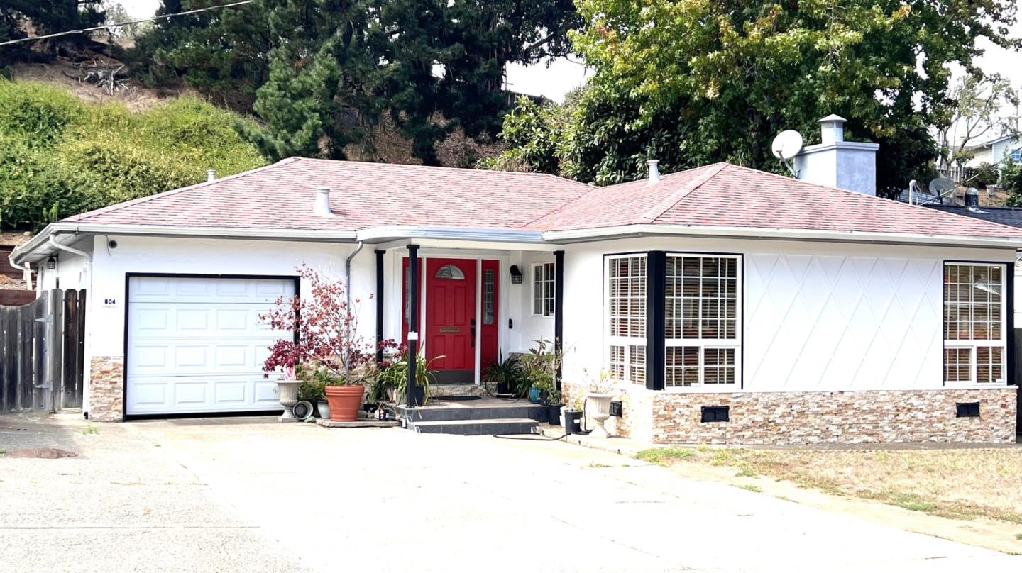 604 MacArthur Drive — photo