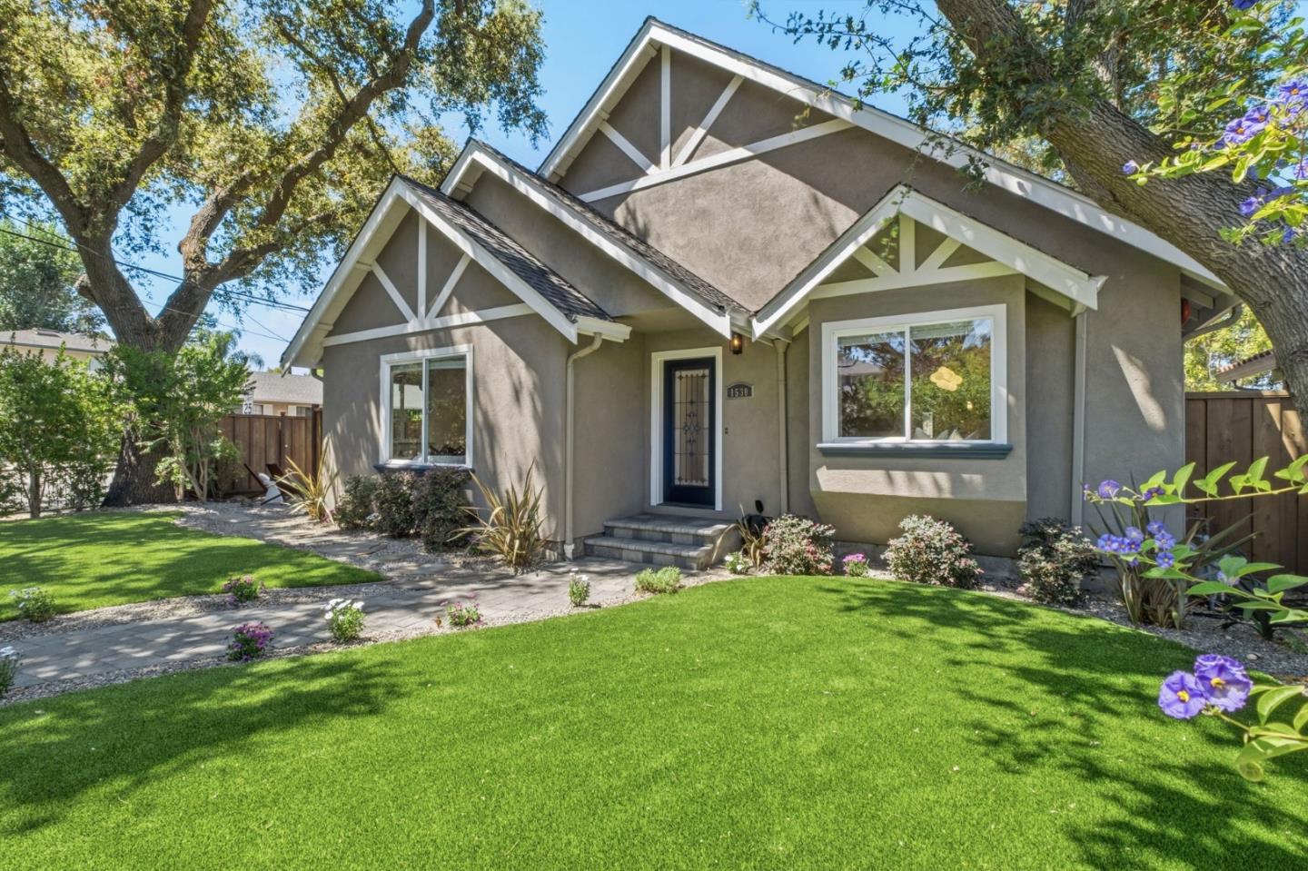 1530 W Selby Lane — photo