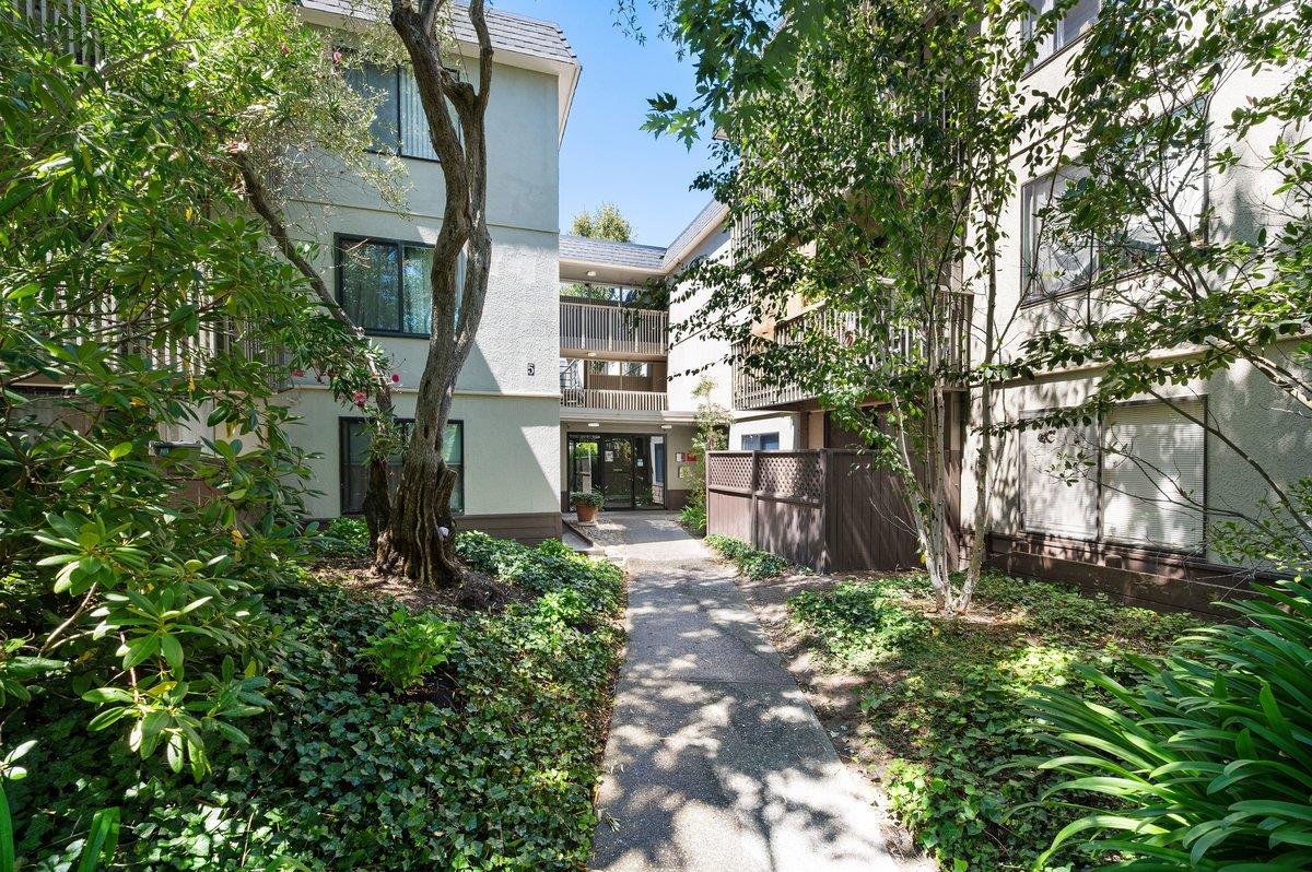 5143 Shelter Creek Lane — photo