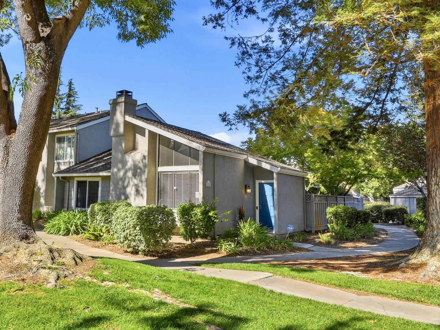 1102 Shenandoah Drive — photo