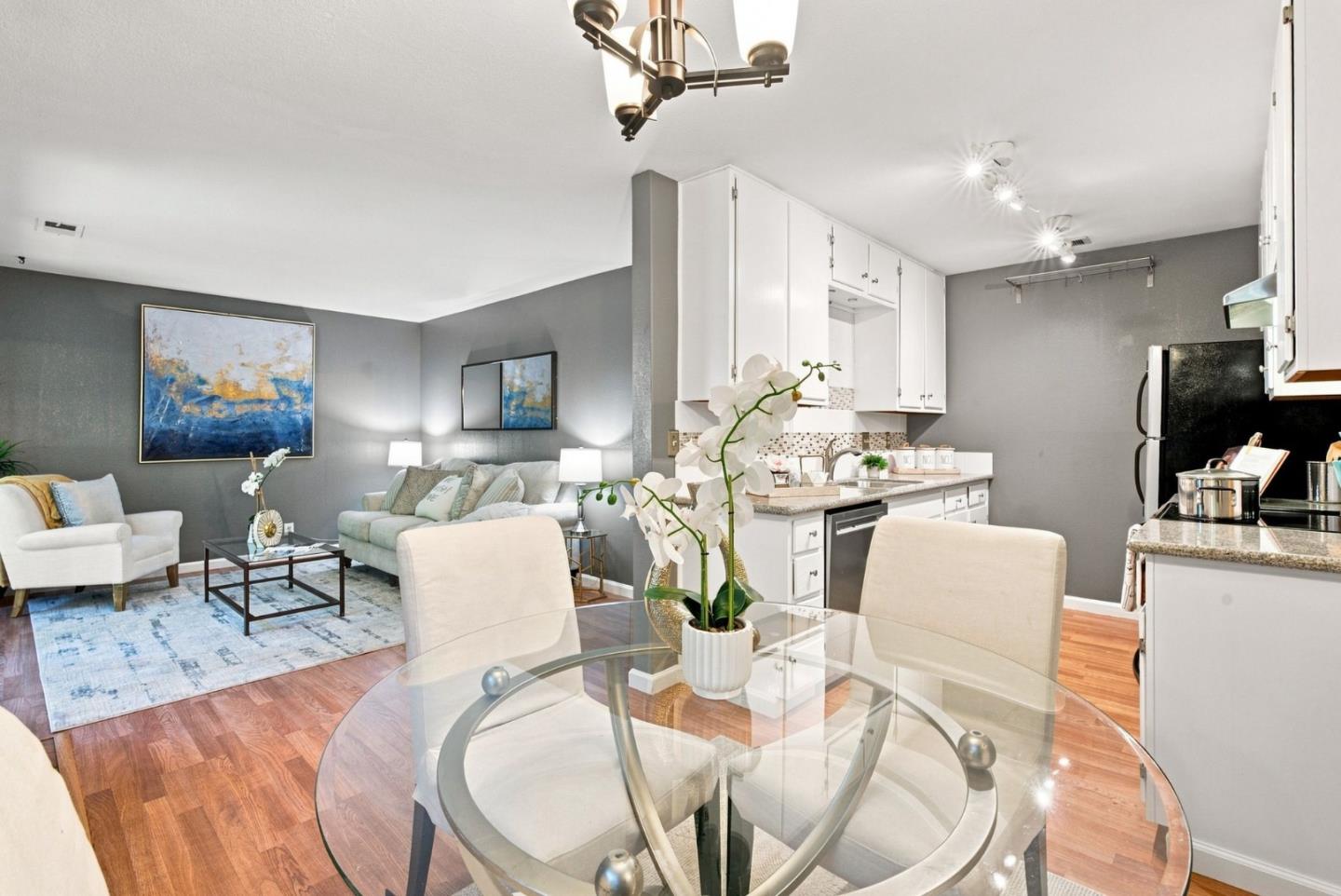 24 Emery Bay Drive — photo