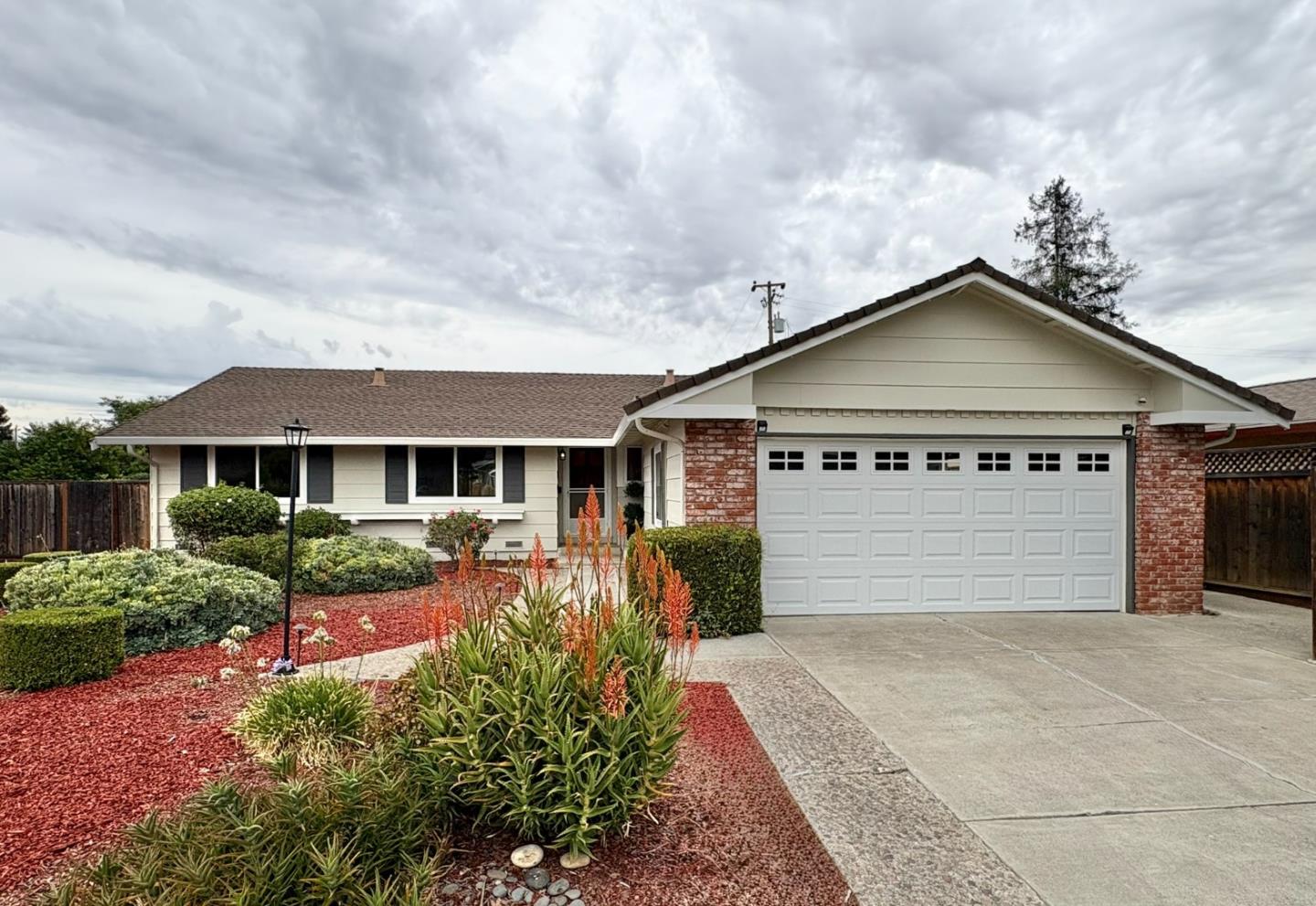 2803 Ivywood Court — photo