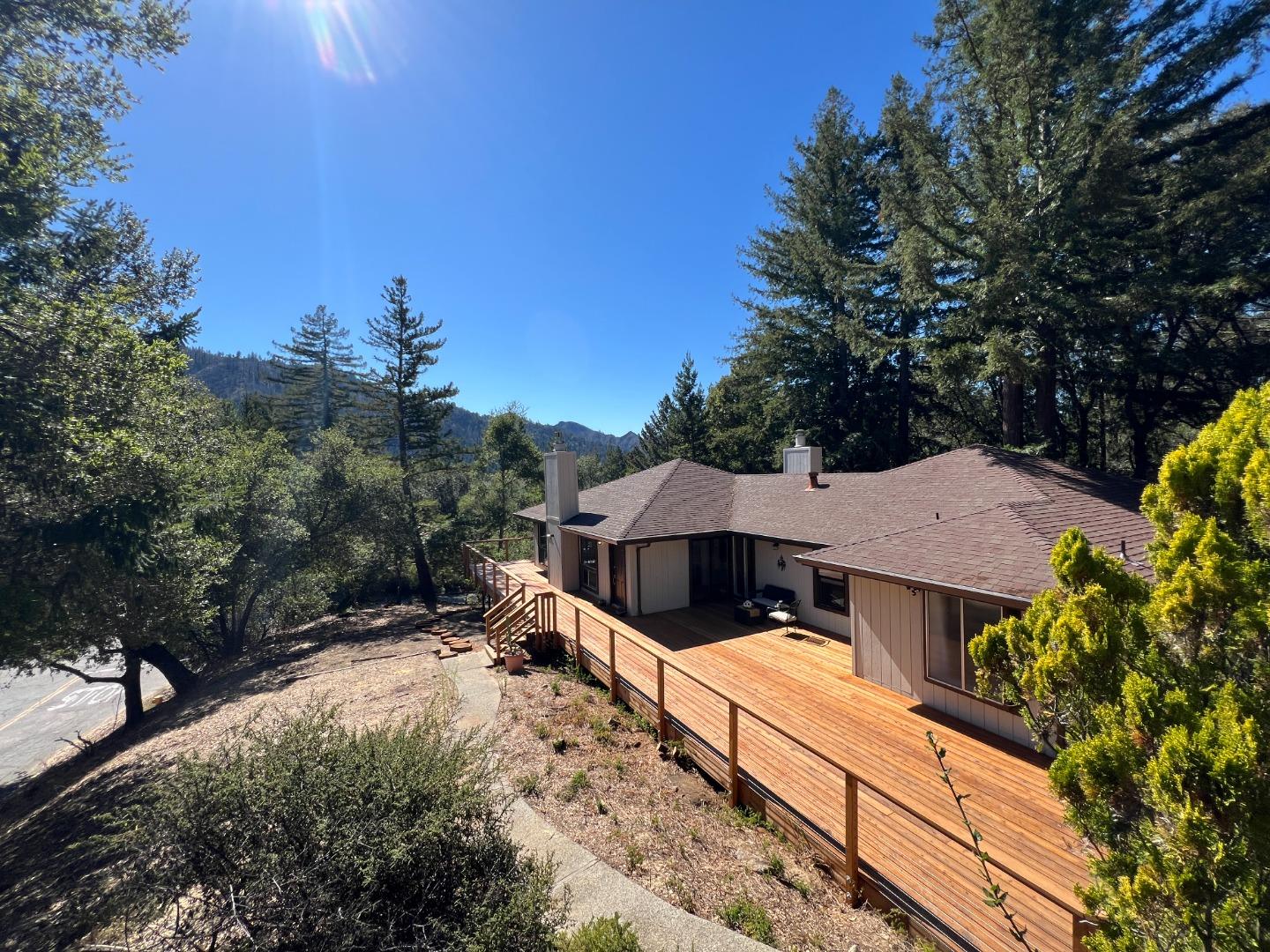 109 Crows Nest Drive — photo
