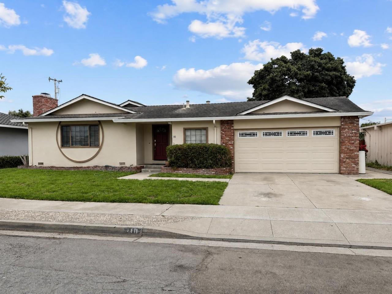 10 Chalon Circle — photo