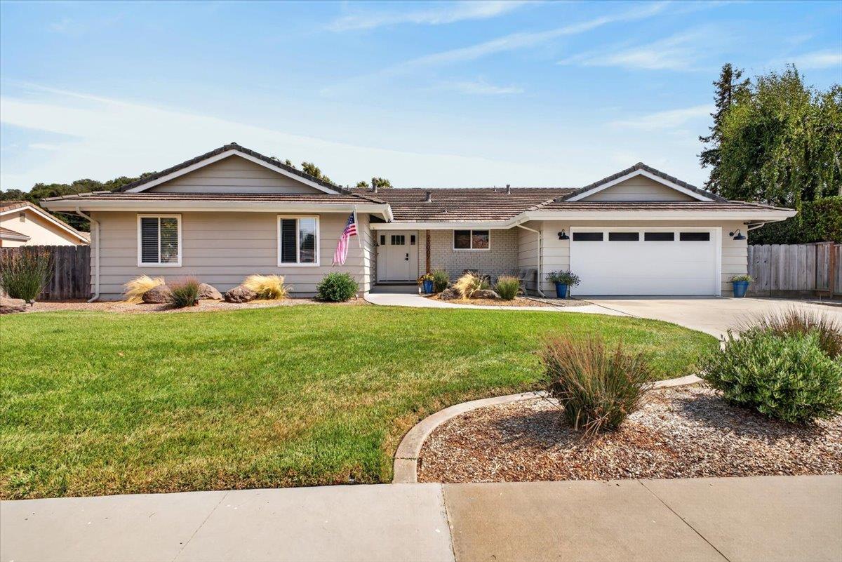 23007 Espada Drive — photo