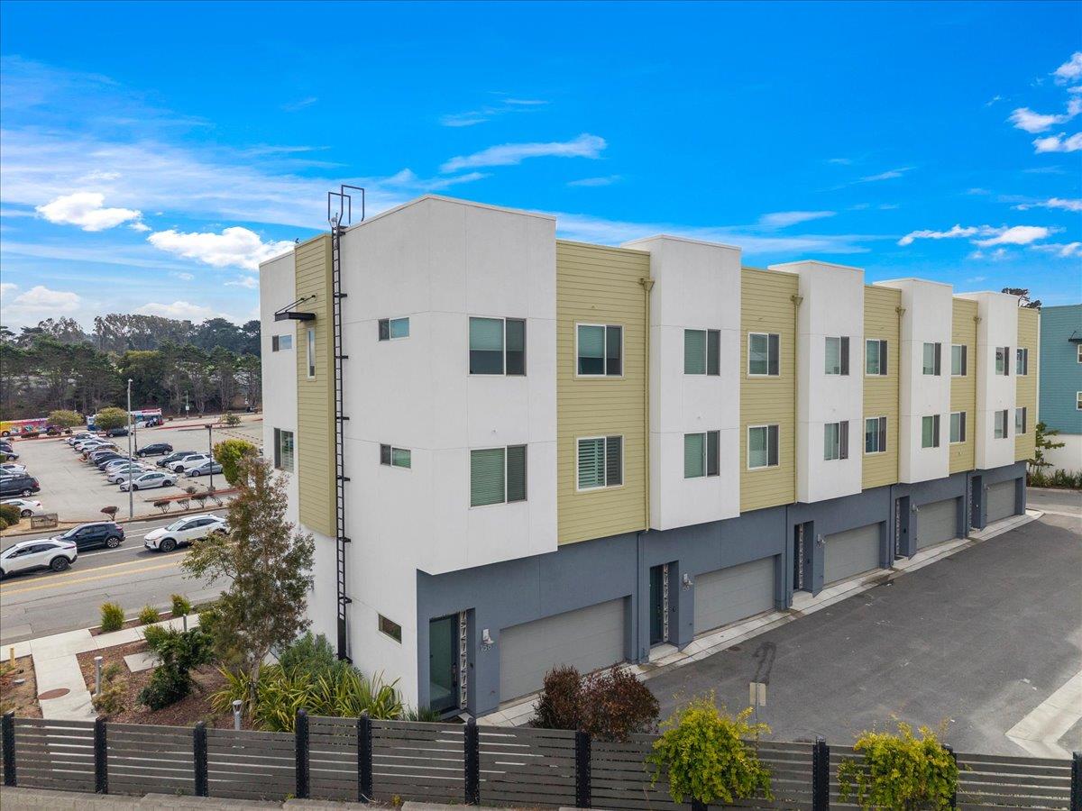 158 Mabuhay Way — photo