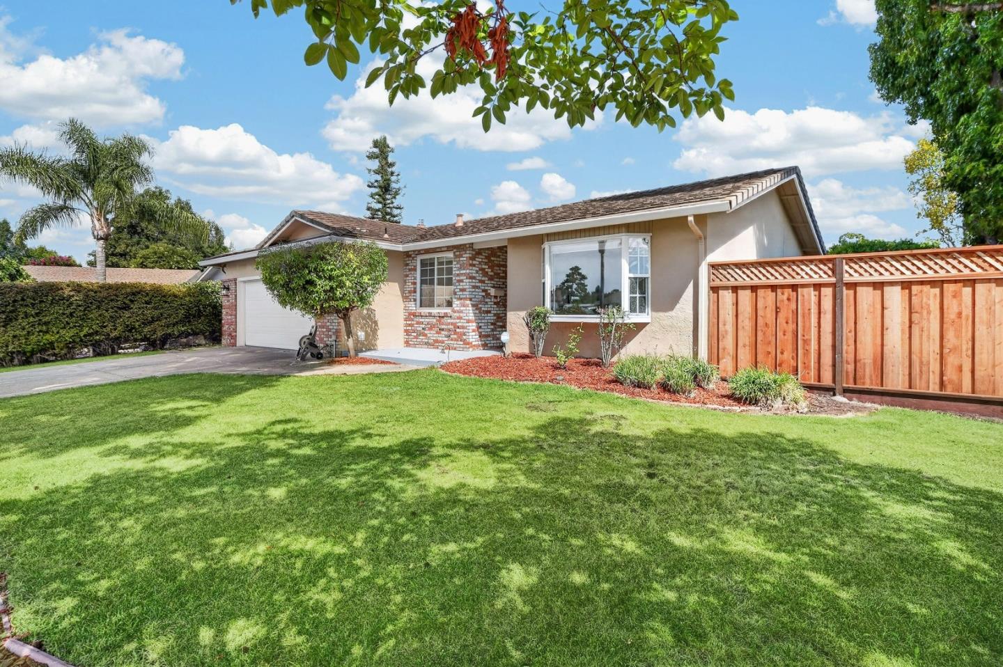 2589 Royal Ann Court — photo