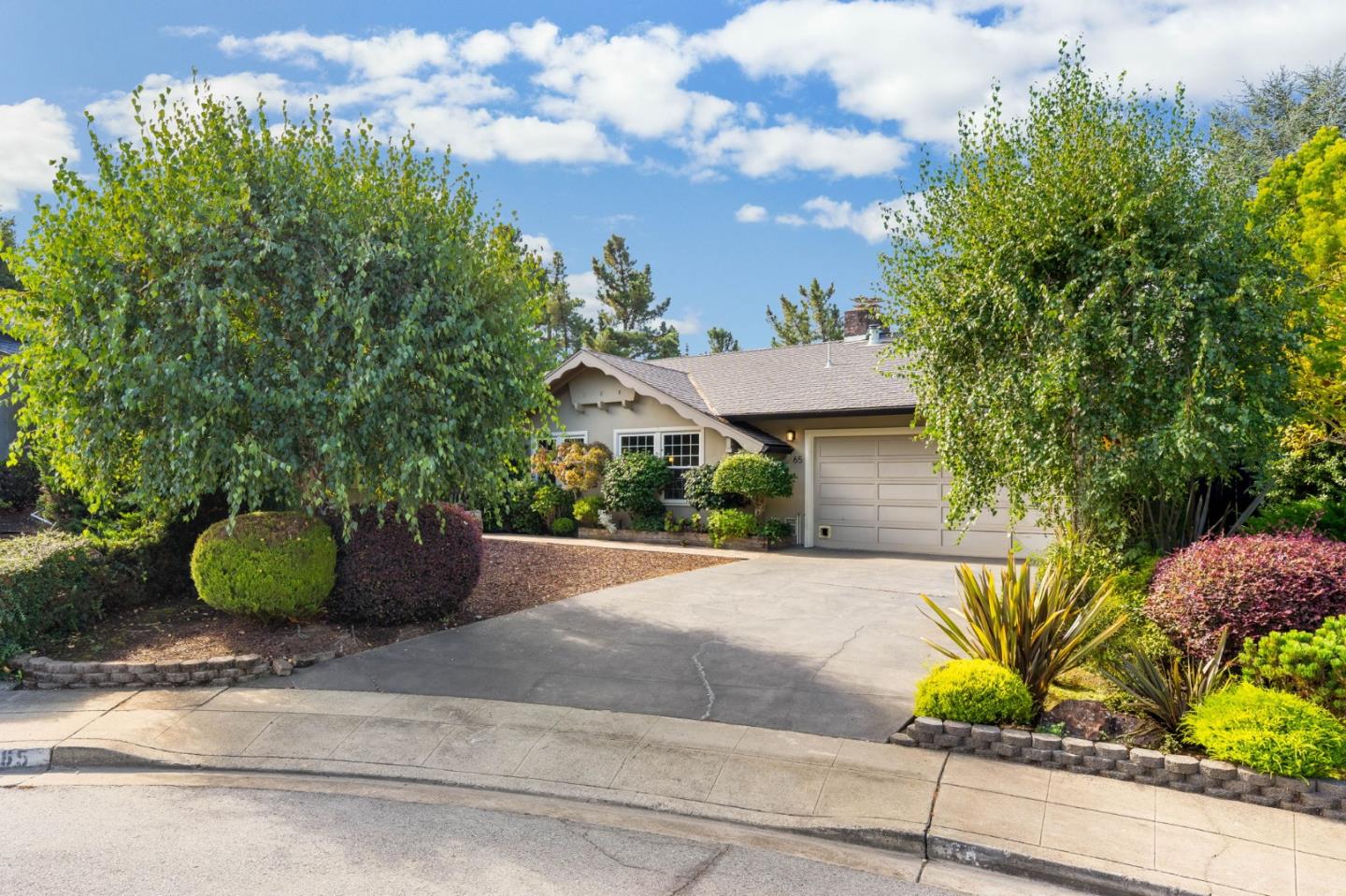 65 Mountain View Place — photo