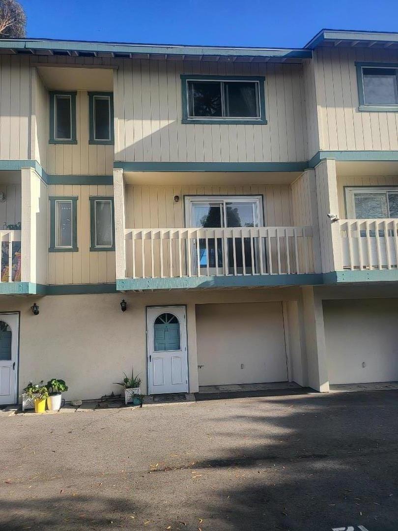 420 Dela Vina Avenue — photo