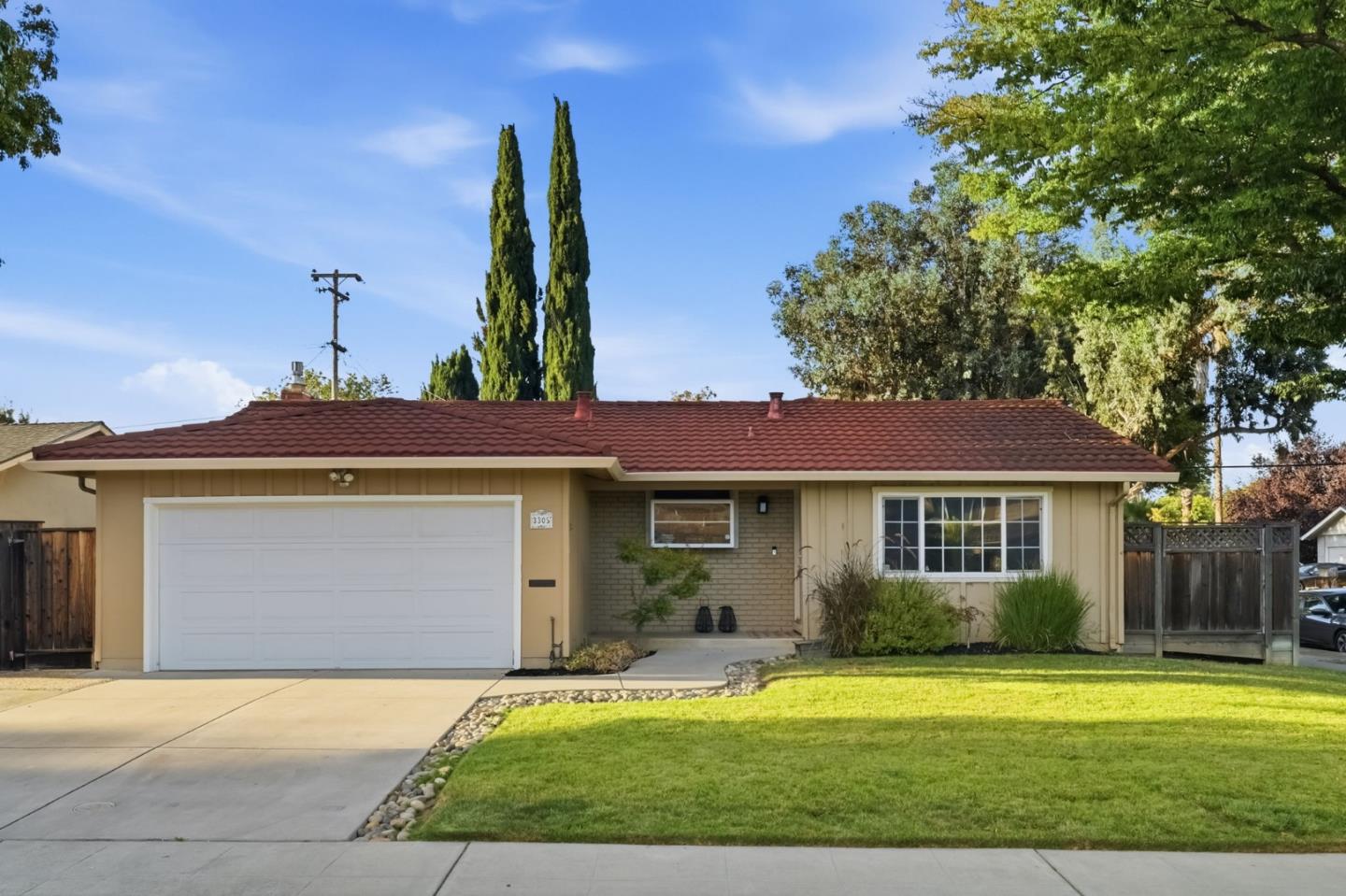 3305 Merrimac Drive — photo