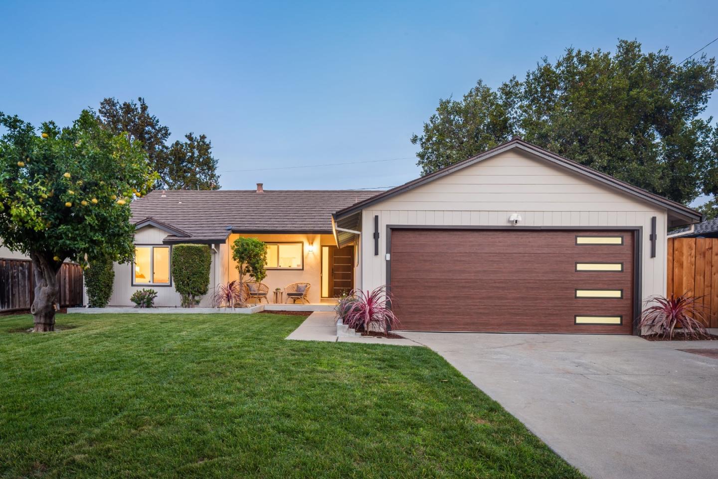 172 Maricopa Drive — photo