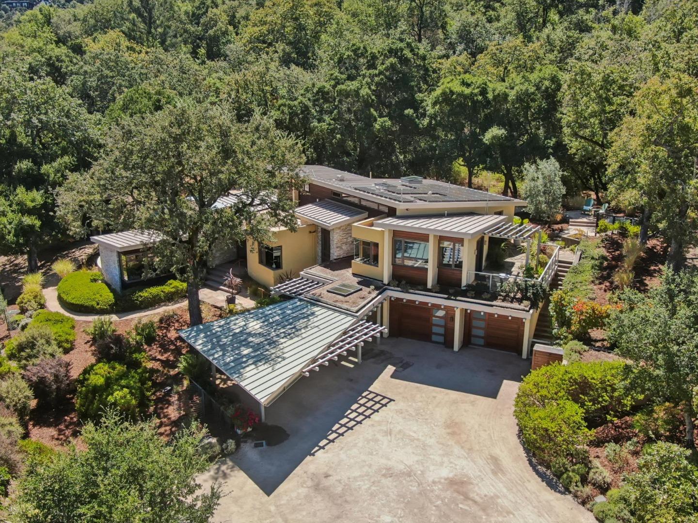 2 Buck Meadow Drive — photo