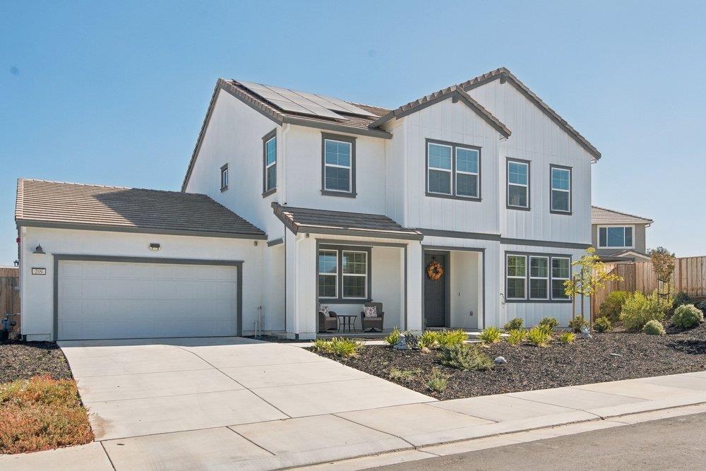 Home in Hollister, CA 95023 — photo 3
