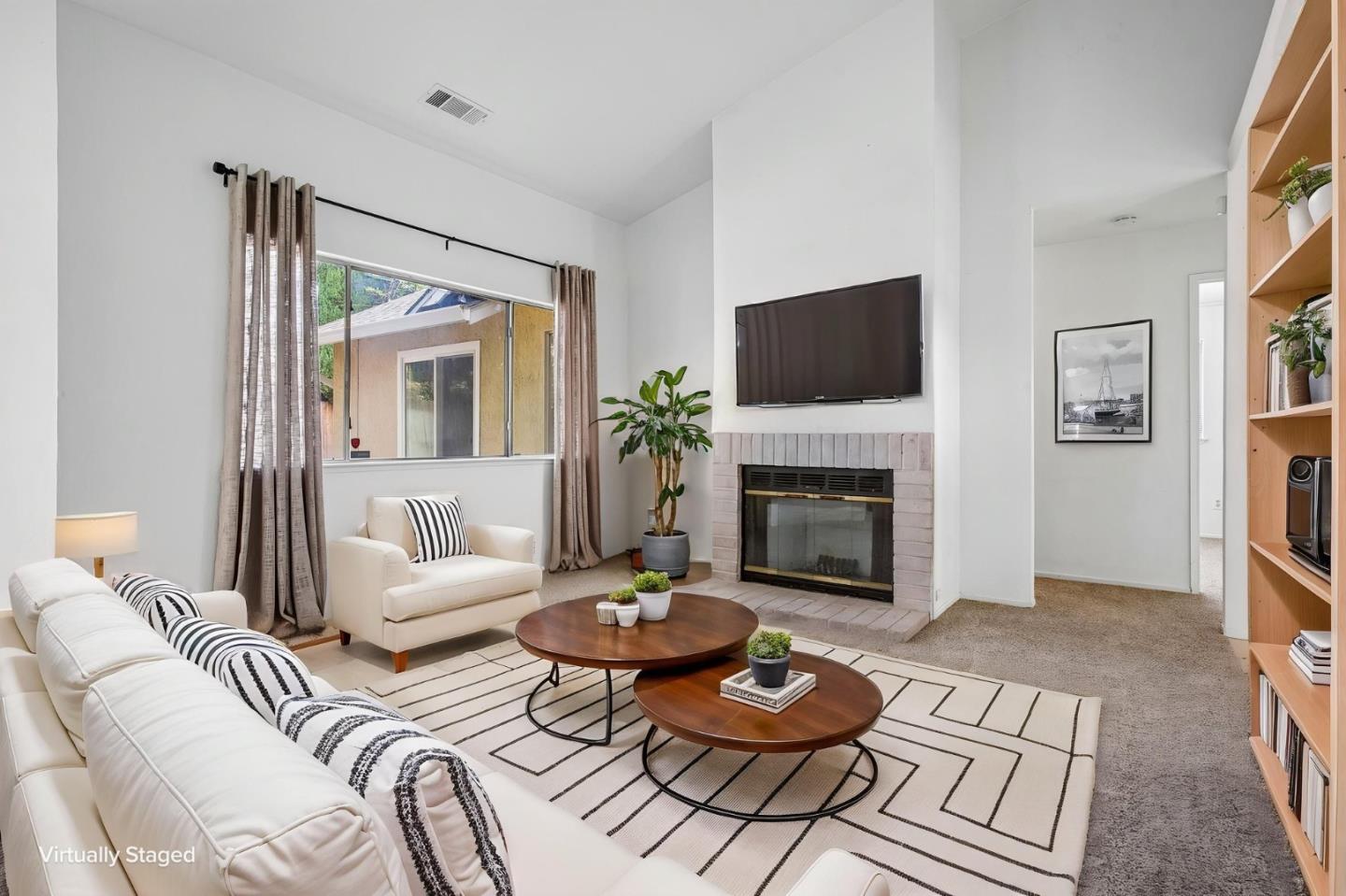 Home in Stockton, CA 95210 — photo 3