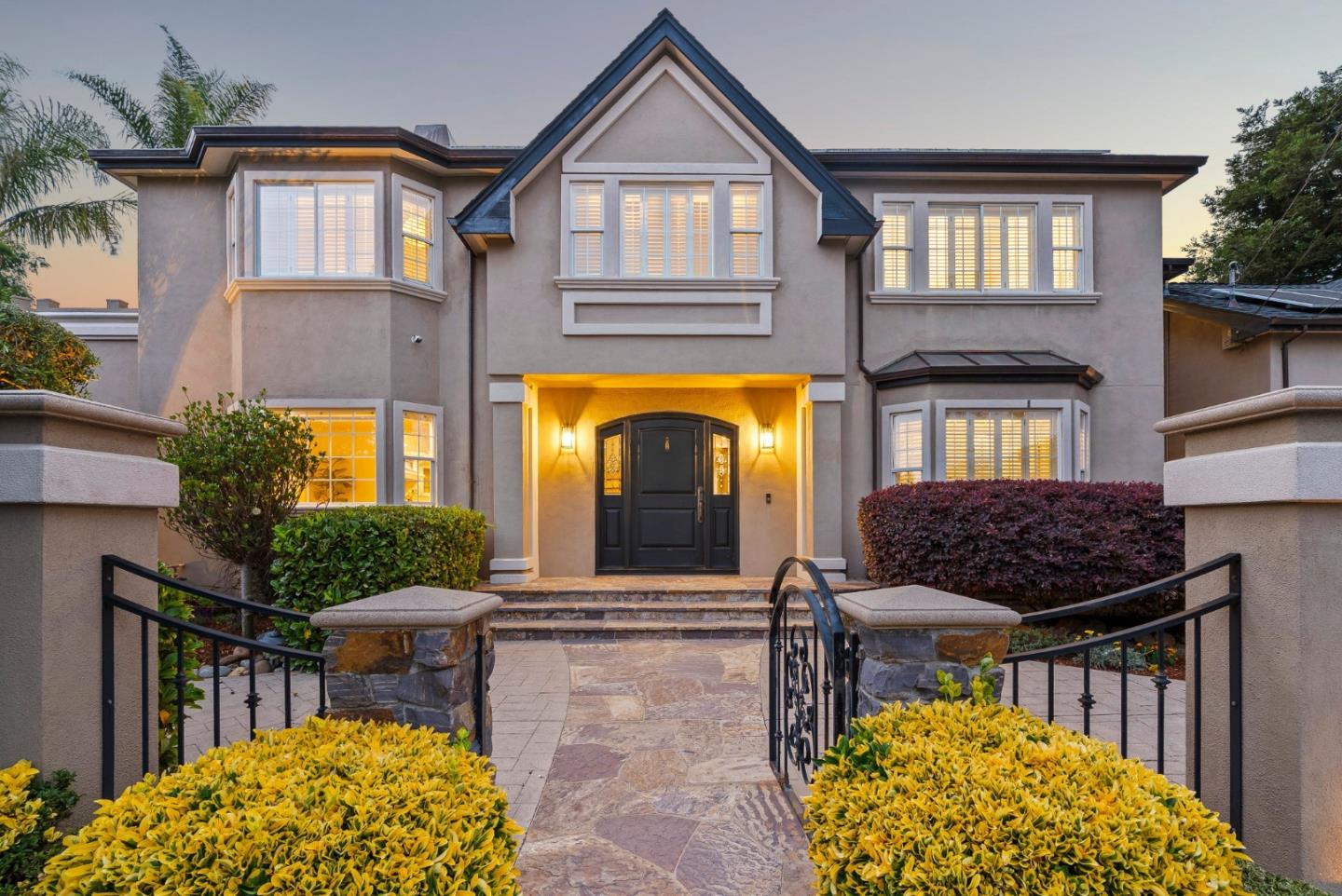 400 Seaview Drive — photo