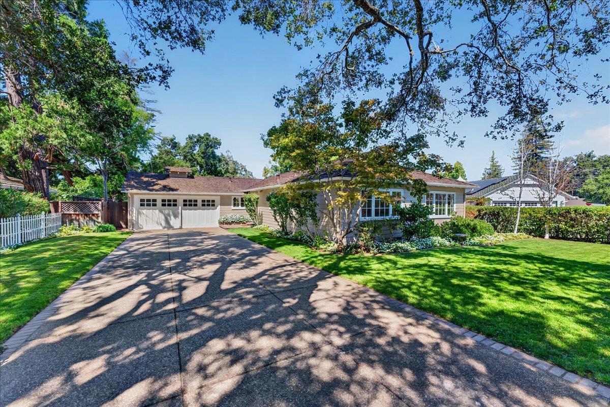 1032 Riverside Drive — photo