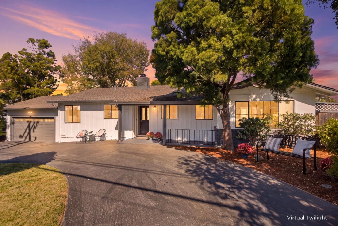 3402 Hillcrest Drive — photo