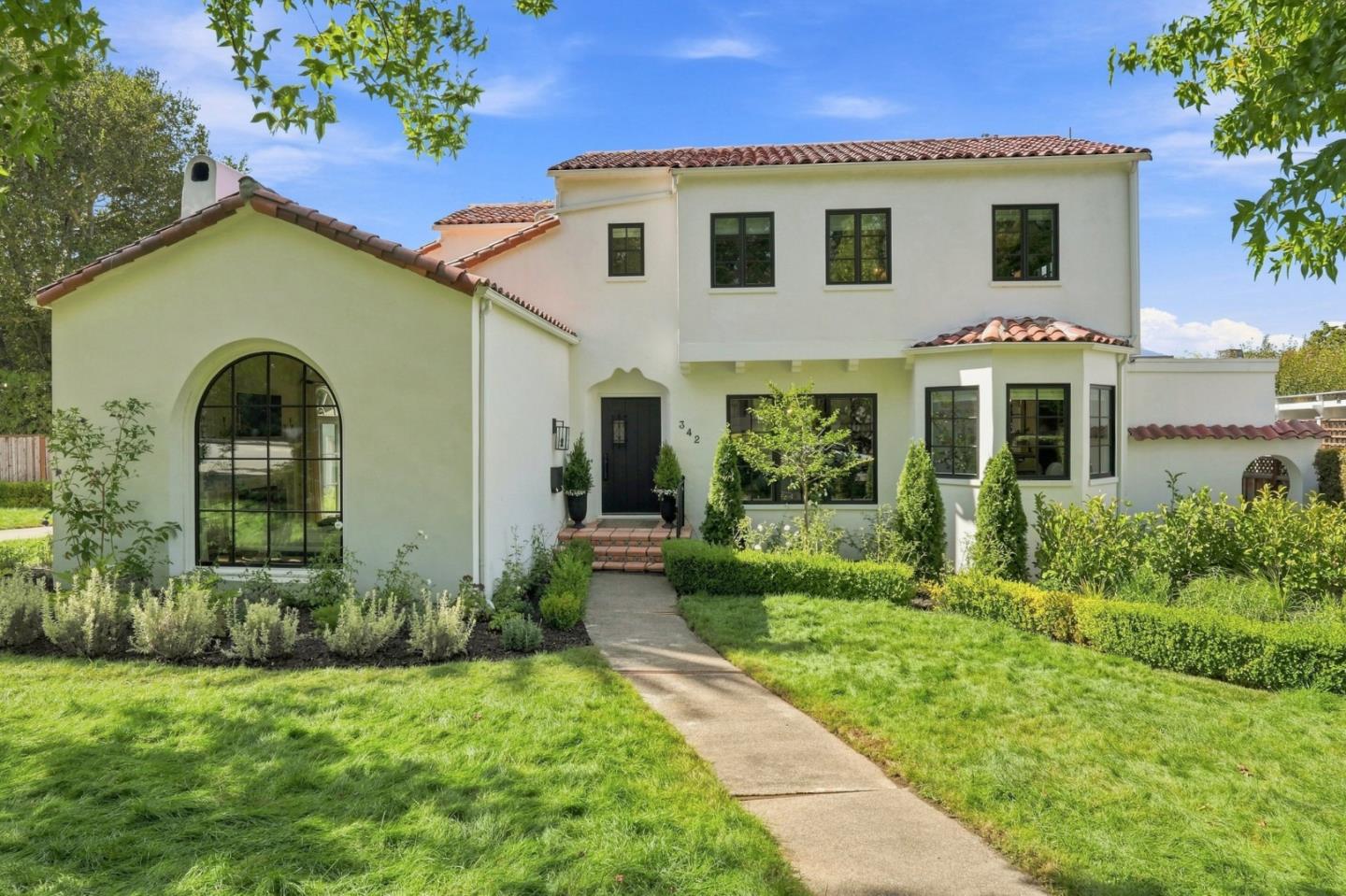 342 Parrott Drive — photo