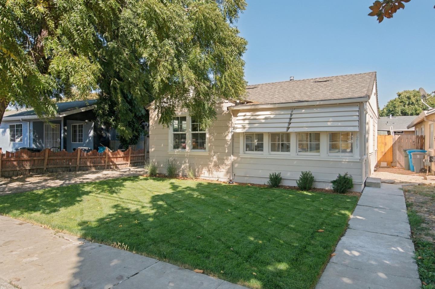 219 LINE ST — photo 3