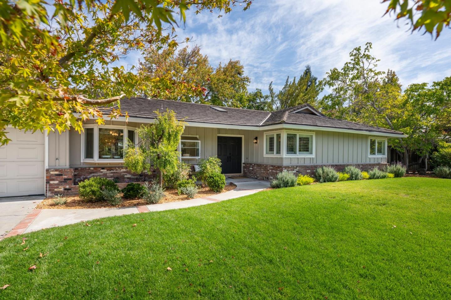 1624 Newcastle Drive — photo