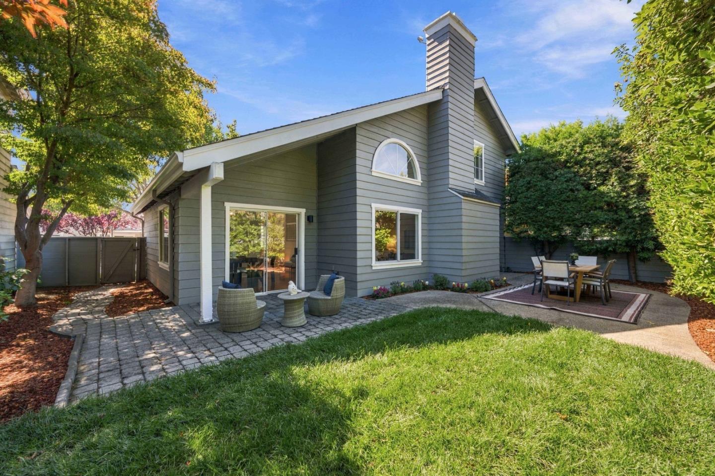 706 Newport Circle — photo