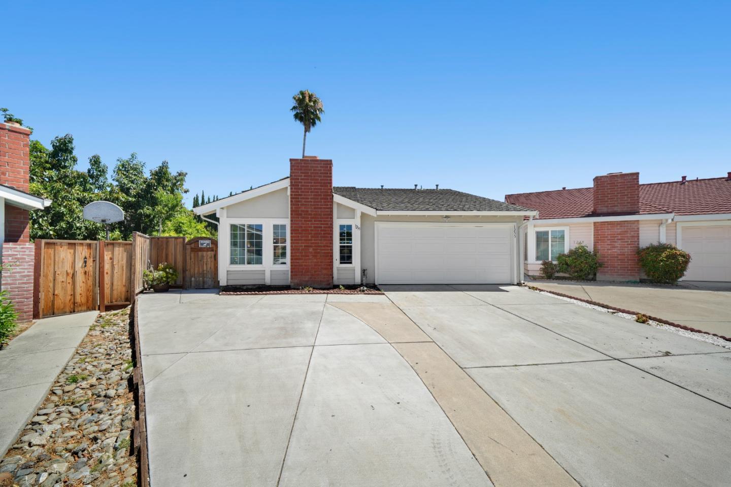 1255 Briarberry Court — photo