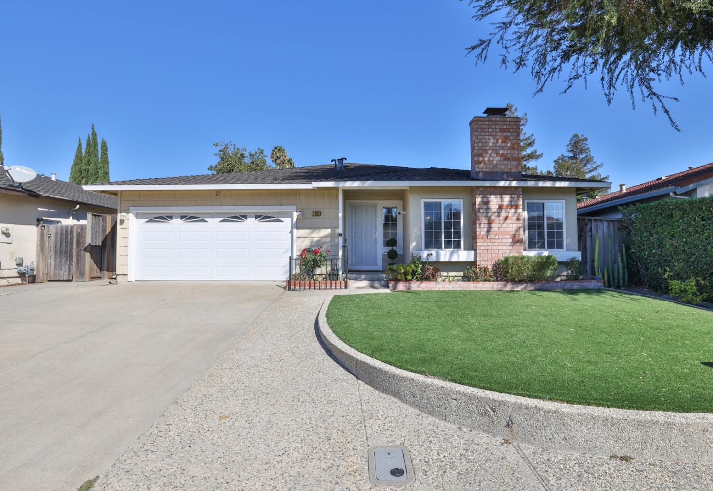 125 Sugar Maple Drive — photo