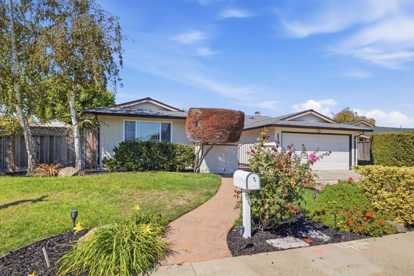 4741 Michelle Way — photo