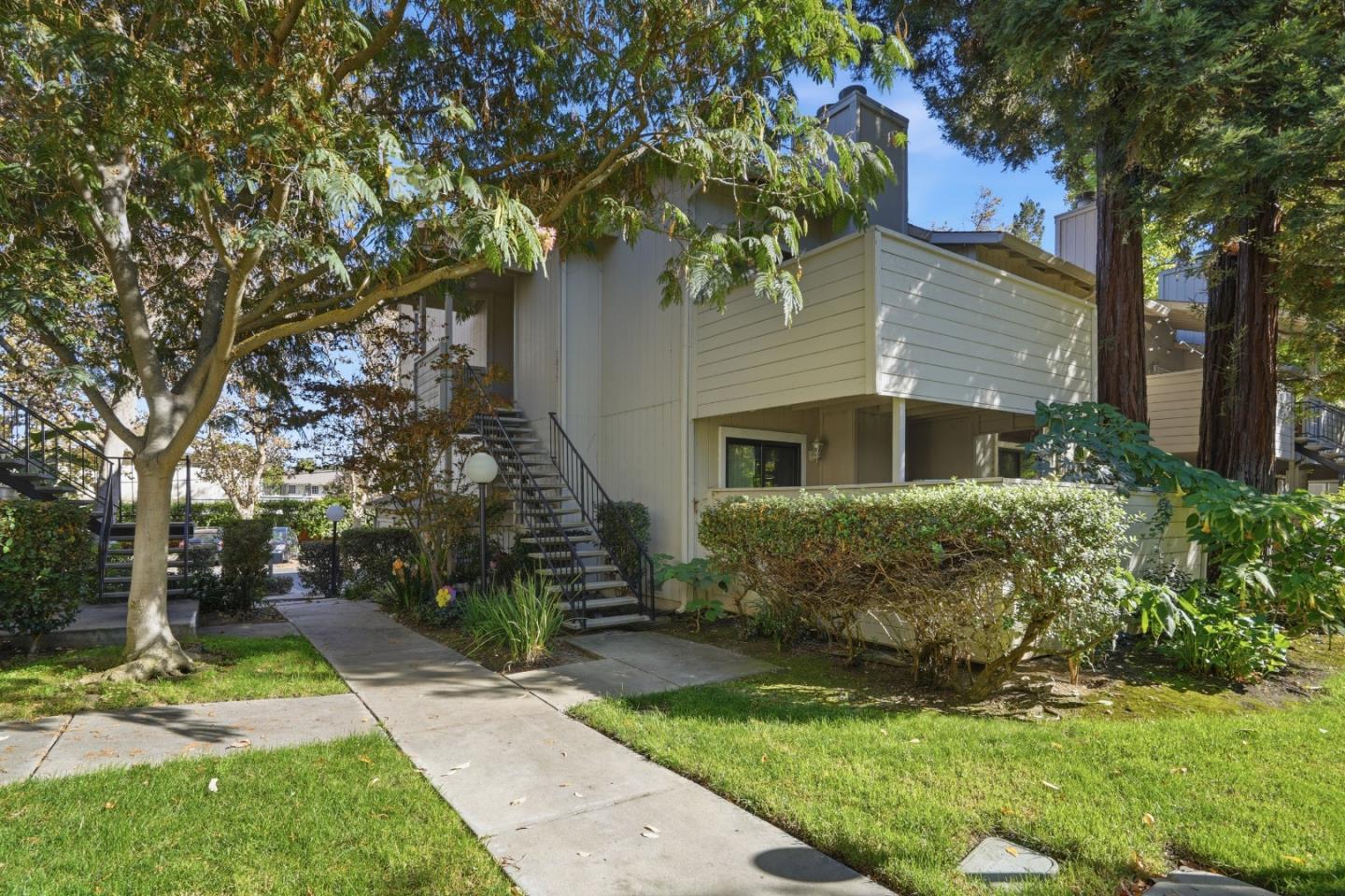 3833 Panda Drive — photo