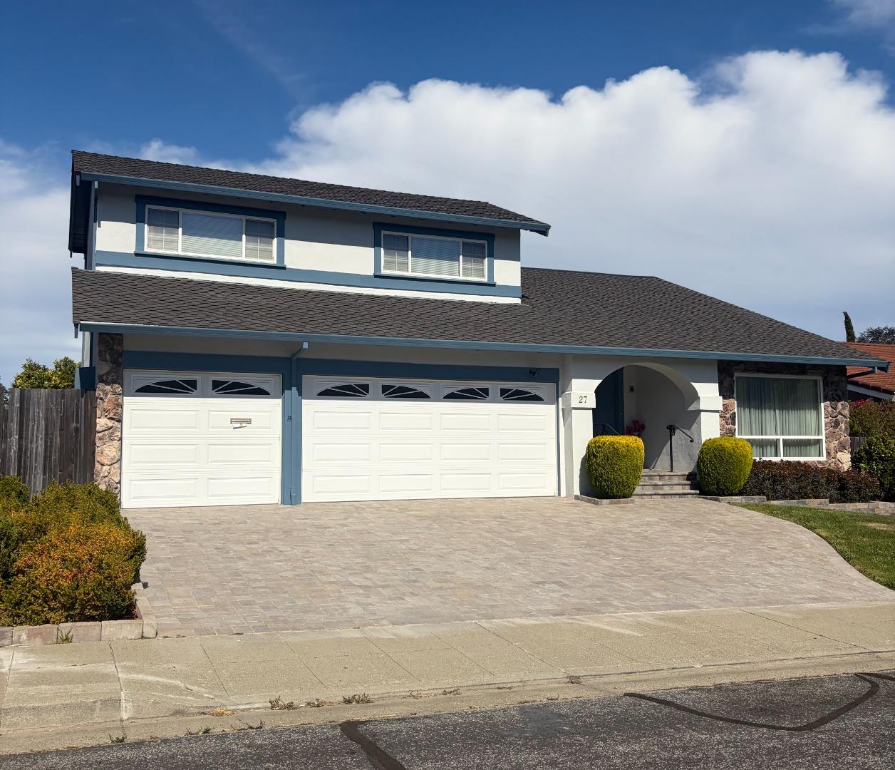 27 Condon Court — photo