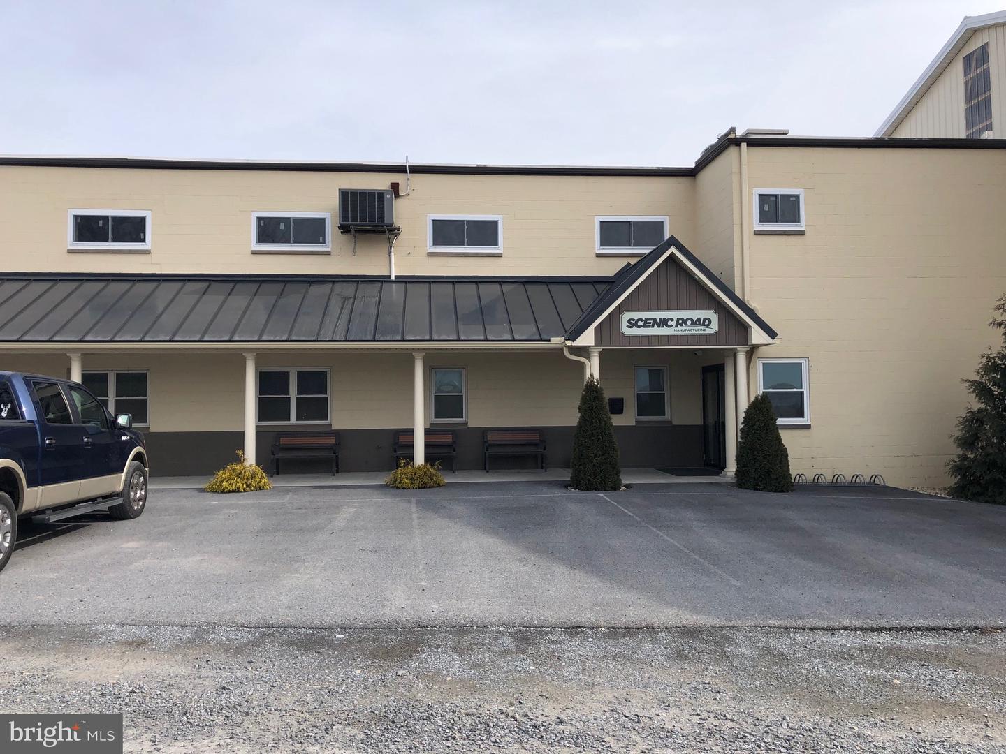 405 School Rd #a — photo