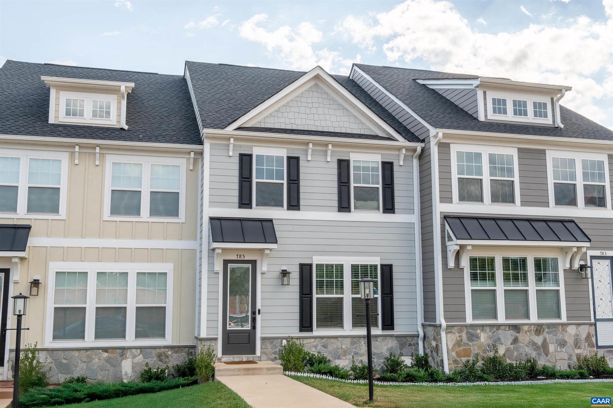 785 Park Ridge Dr — photo