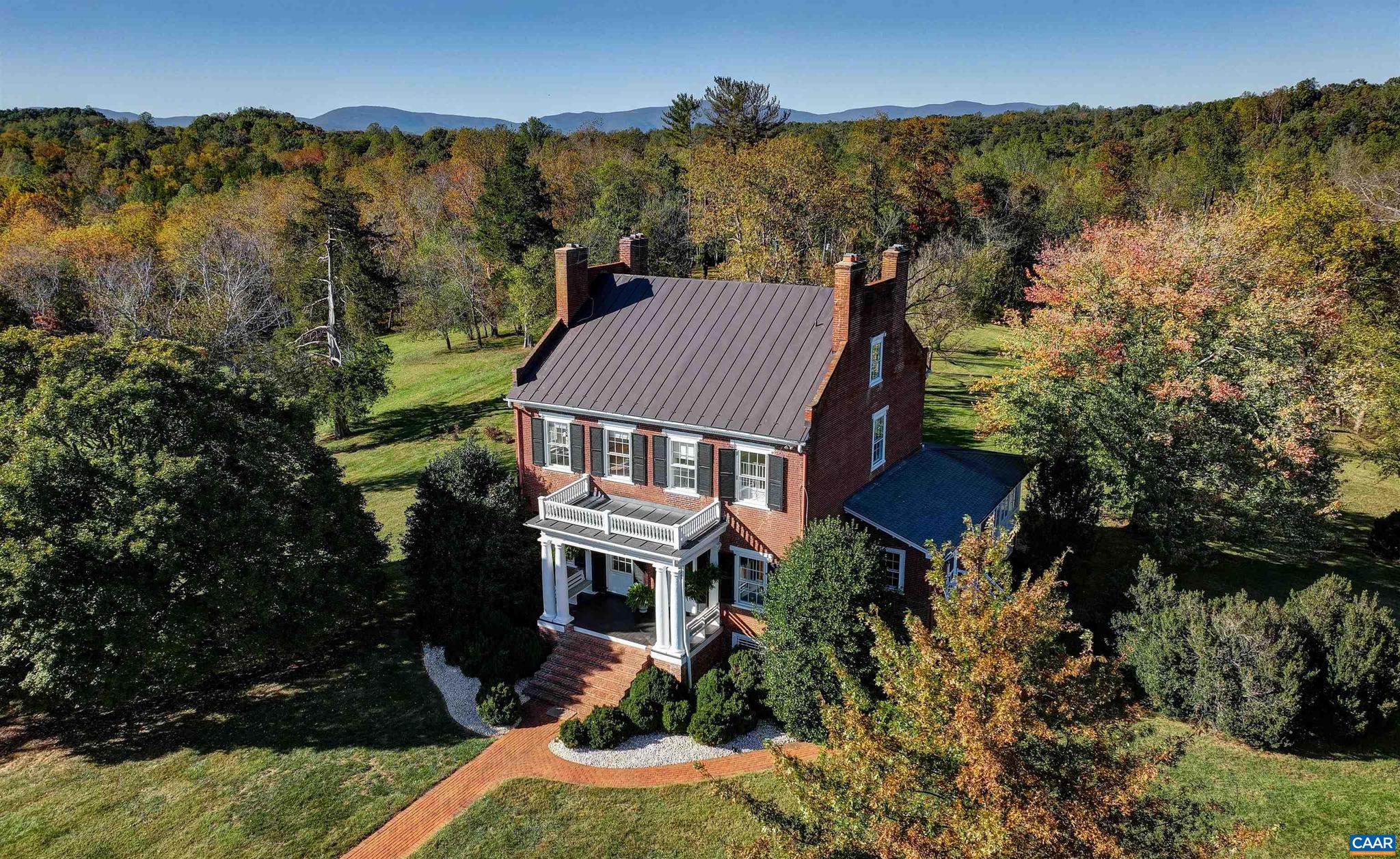4710 Dickerson Rd — photo