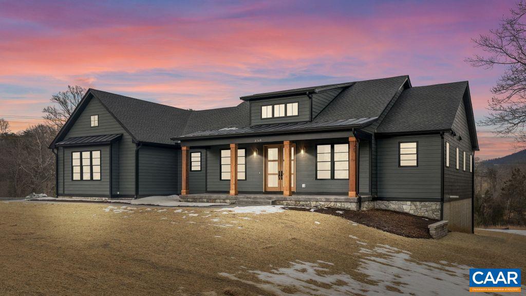 3769 Stony Point Rd — photo