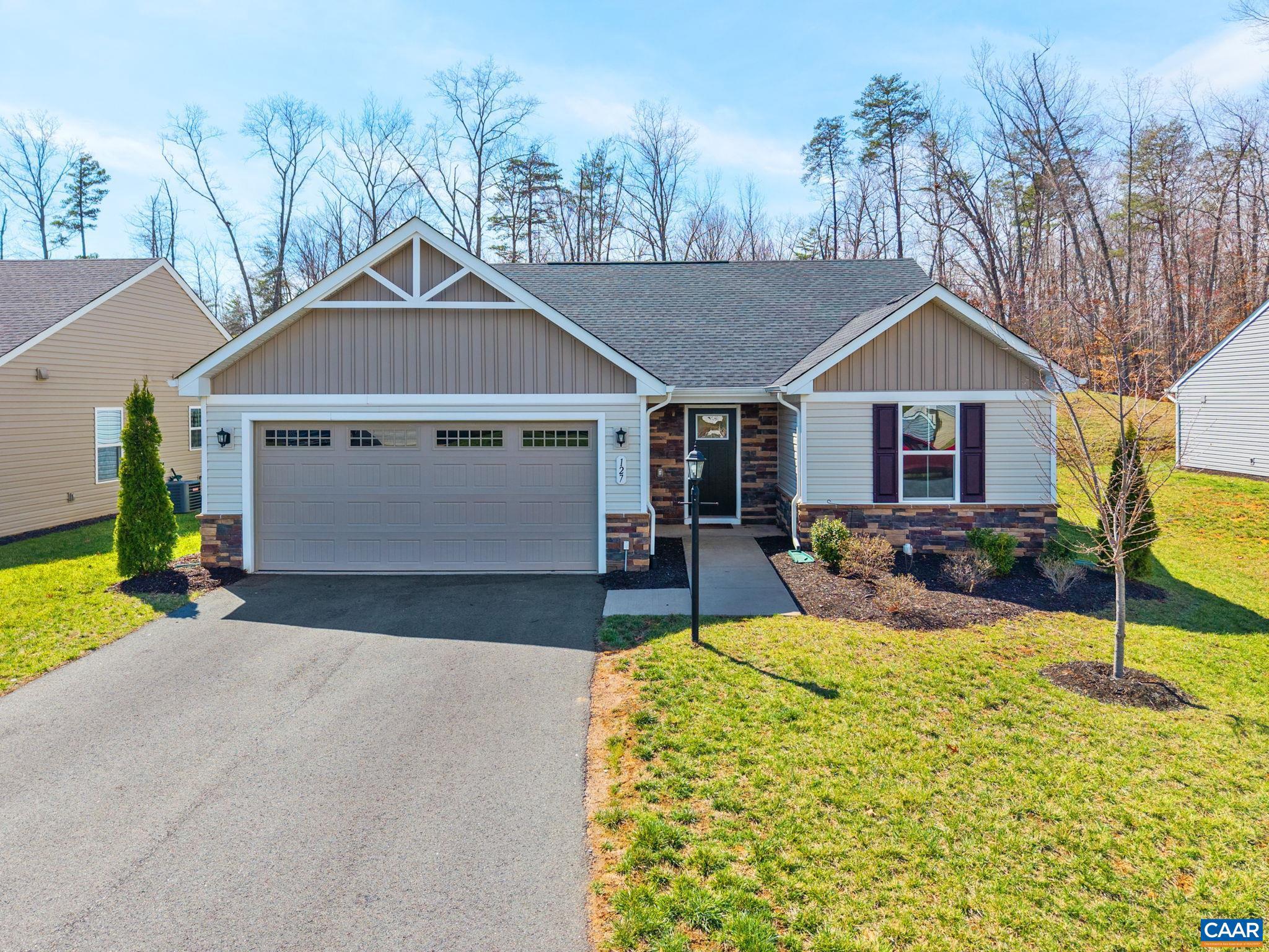 127 Park Dr — photo