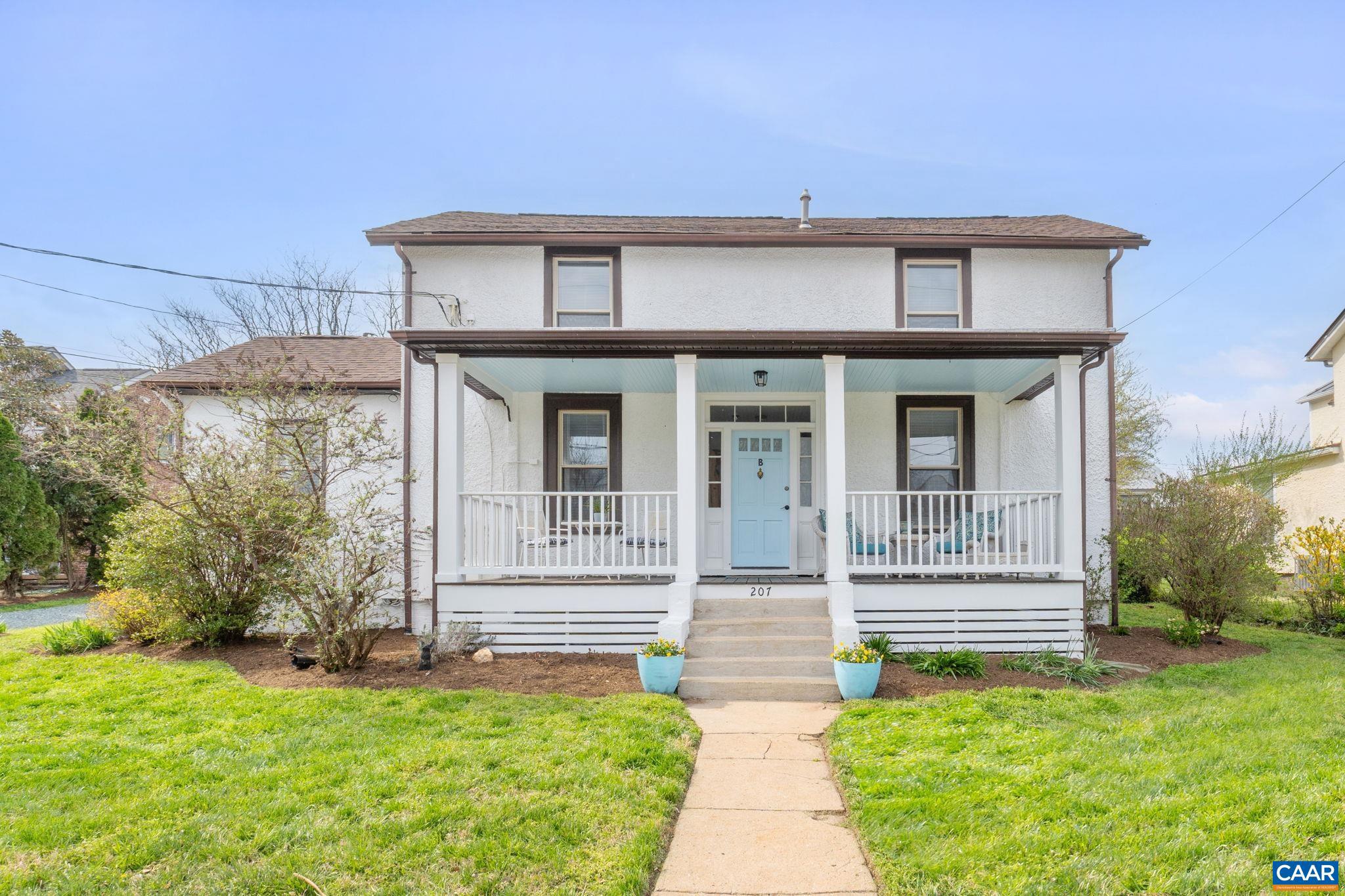 207 Douglas Ave — photo