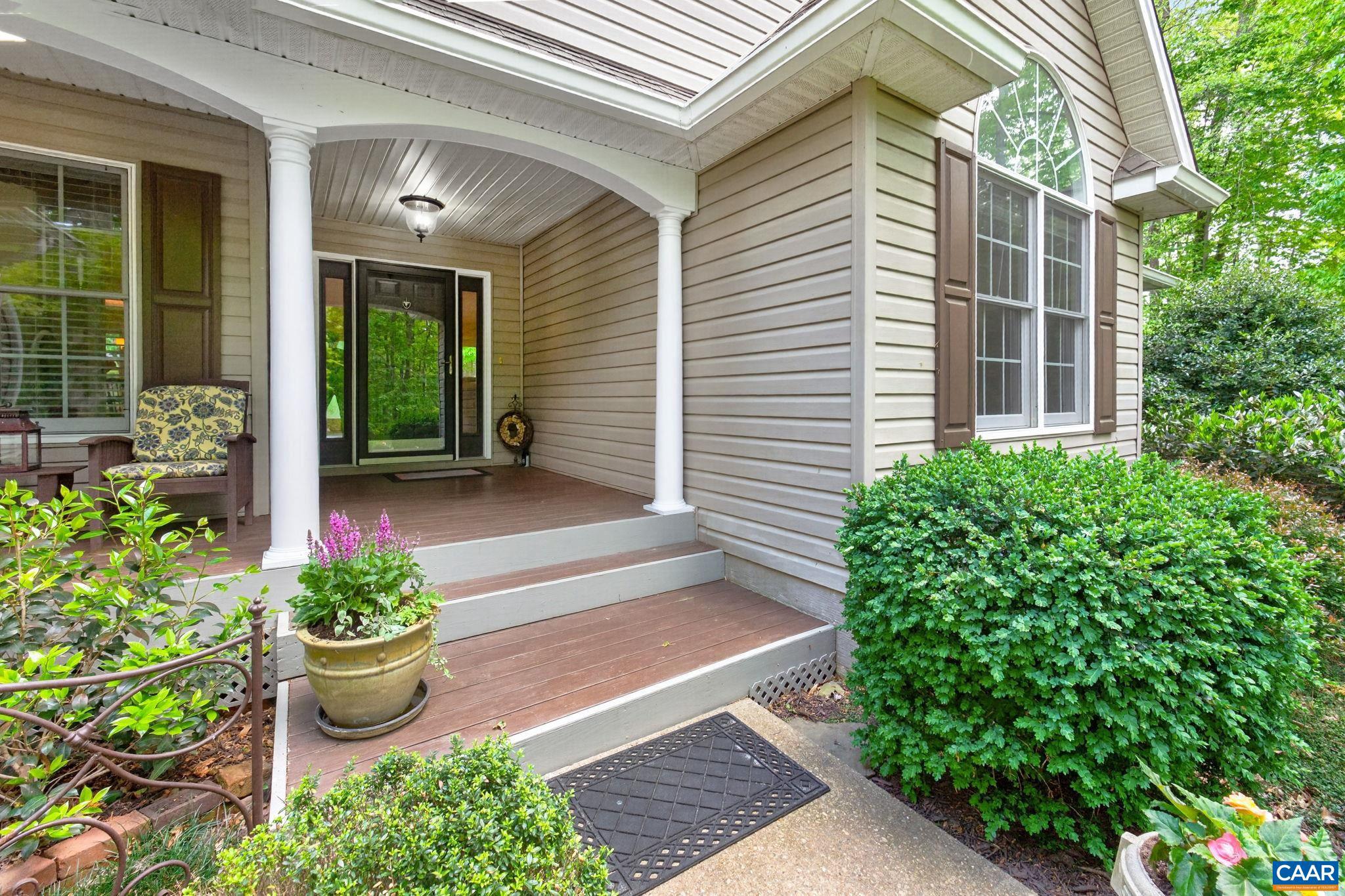 10 Locks Rd, Palmyra, VA 22963 — photo 2